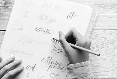 玩德州扑克手机版，打好基础与探索新颖玩法缺一不可